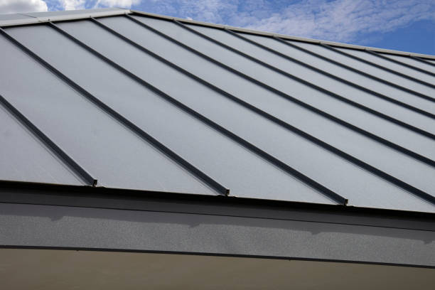 Best Emergency Roof Repair Services  in Holton, KS